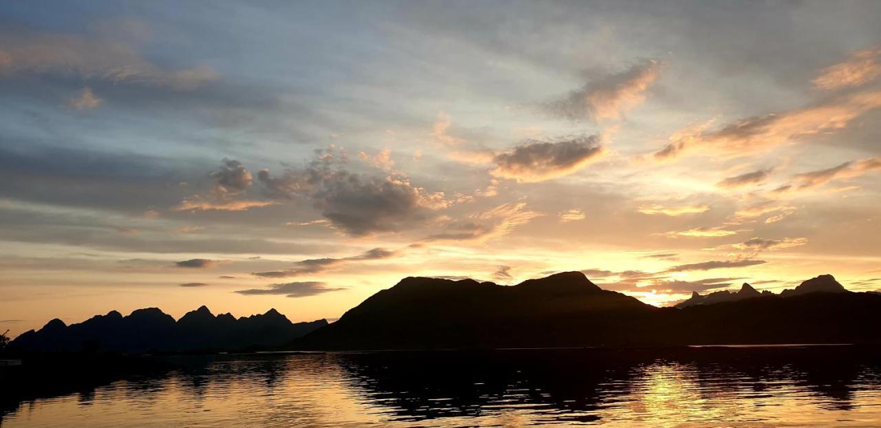 Risvaer Brygger Bed & Breakfast Digermulen ภายนอก รูปภาพ